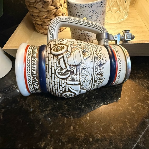 Avon Vintage Ceramic Beer Stein with Car Design. Made in Brazil - Picture 7 of 7
